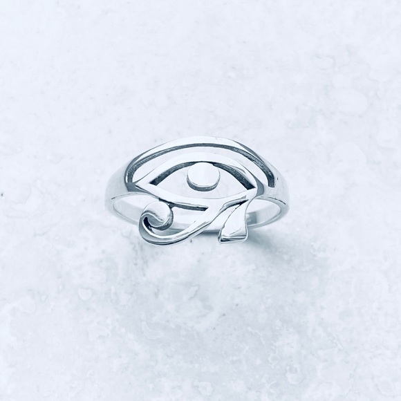 10th Eye Maxi Ring